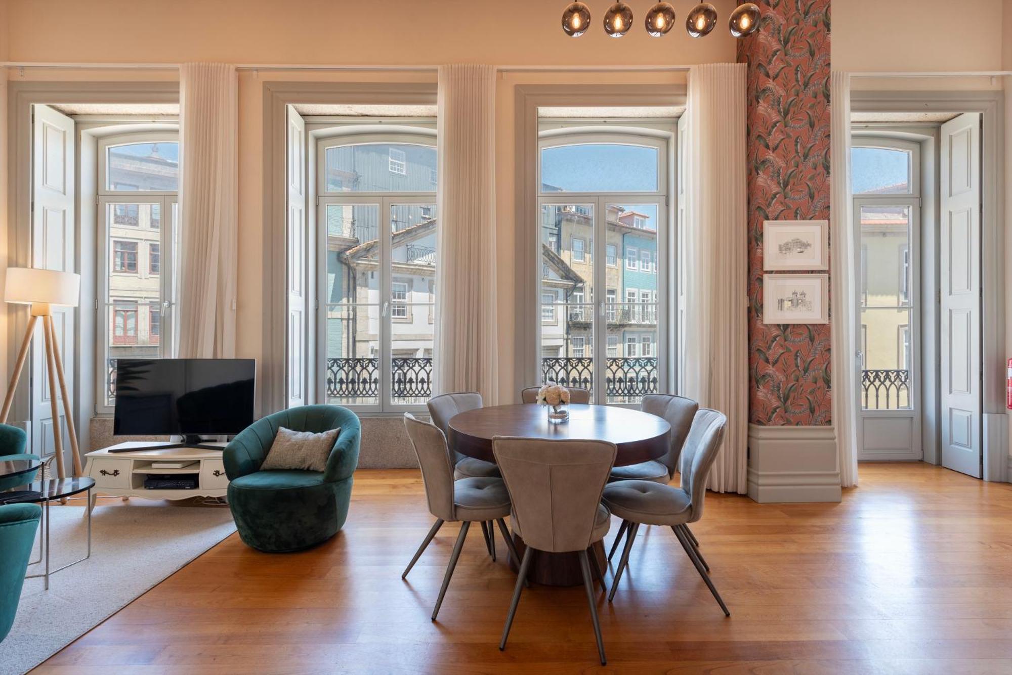 Lovelystay Porto Bagian luar foto